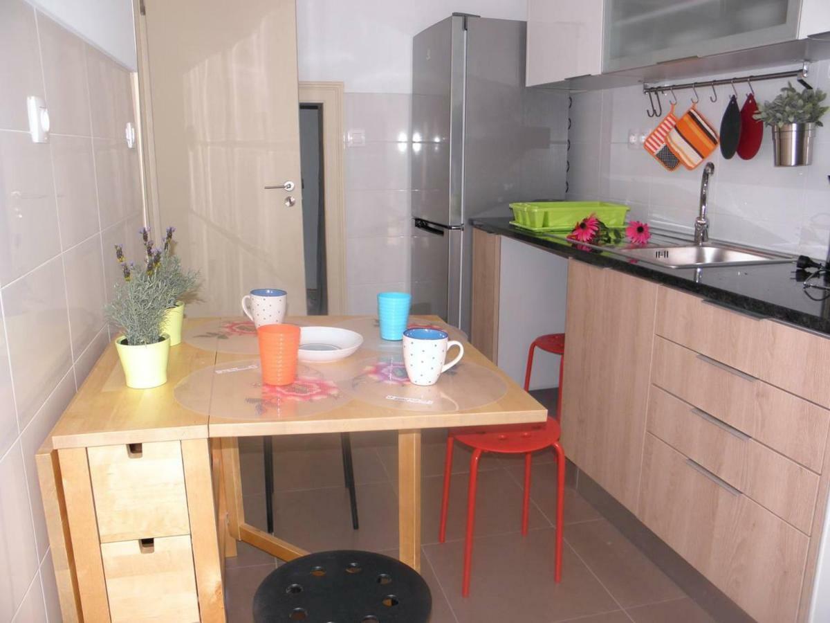 Sunny Orange Garden Apartment In Central Lisboa المظهر الخارجي الصورة